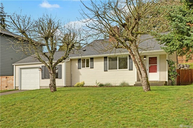 Property Photo: 8113 29th Ave SW 8113 29th Ave SW  WA 98126 
