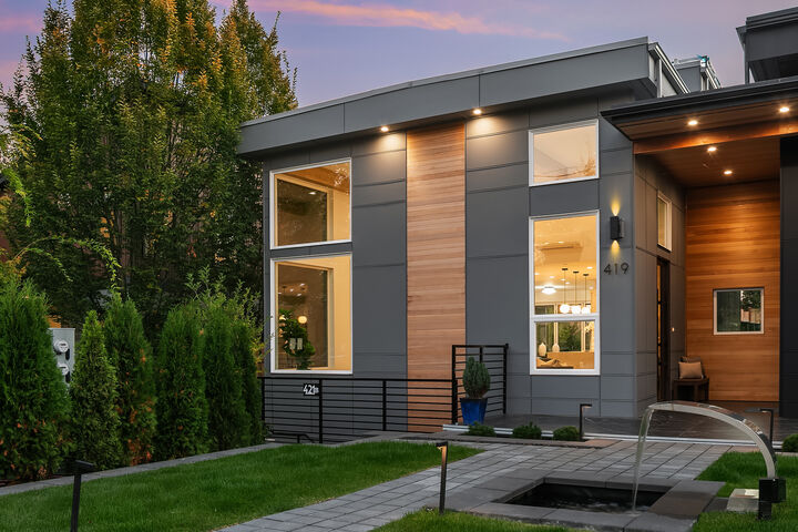 419  14th Avenue W  Kirkland WA 98033 photo