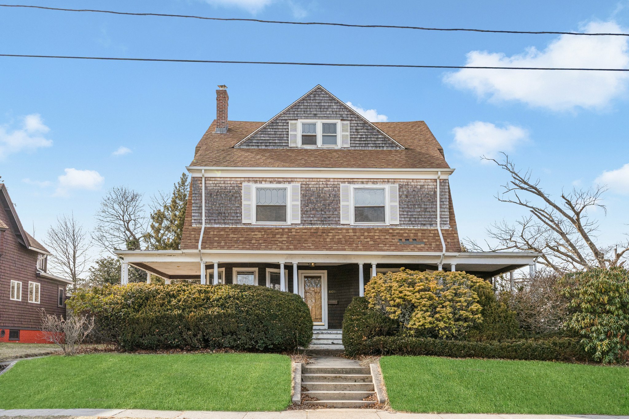 Property Photo:  1329 Narragansett Blvd  RI 02905 