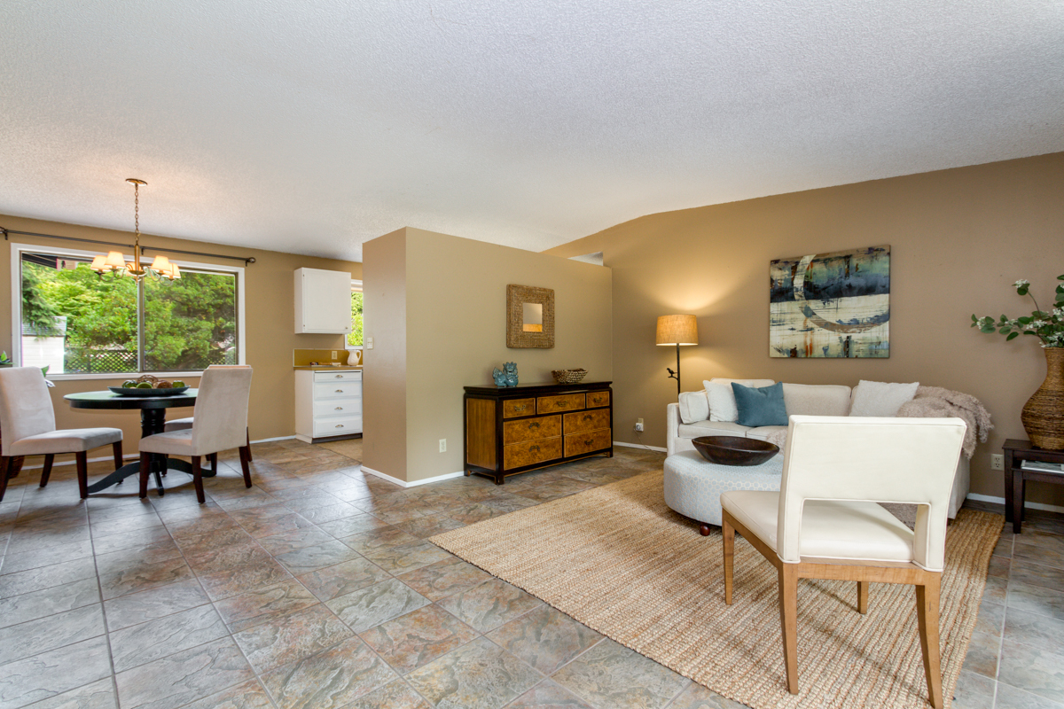 Property Photo: Eaglecliff 824 Eaglecliff Rd WA 98110