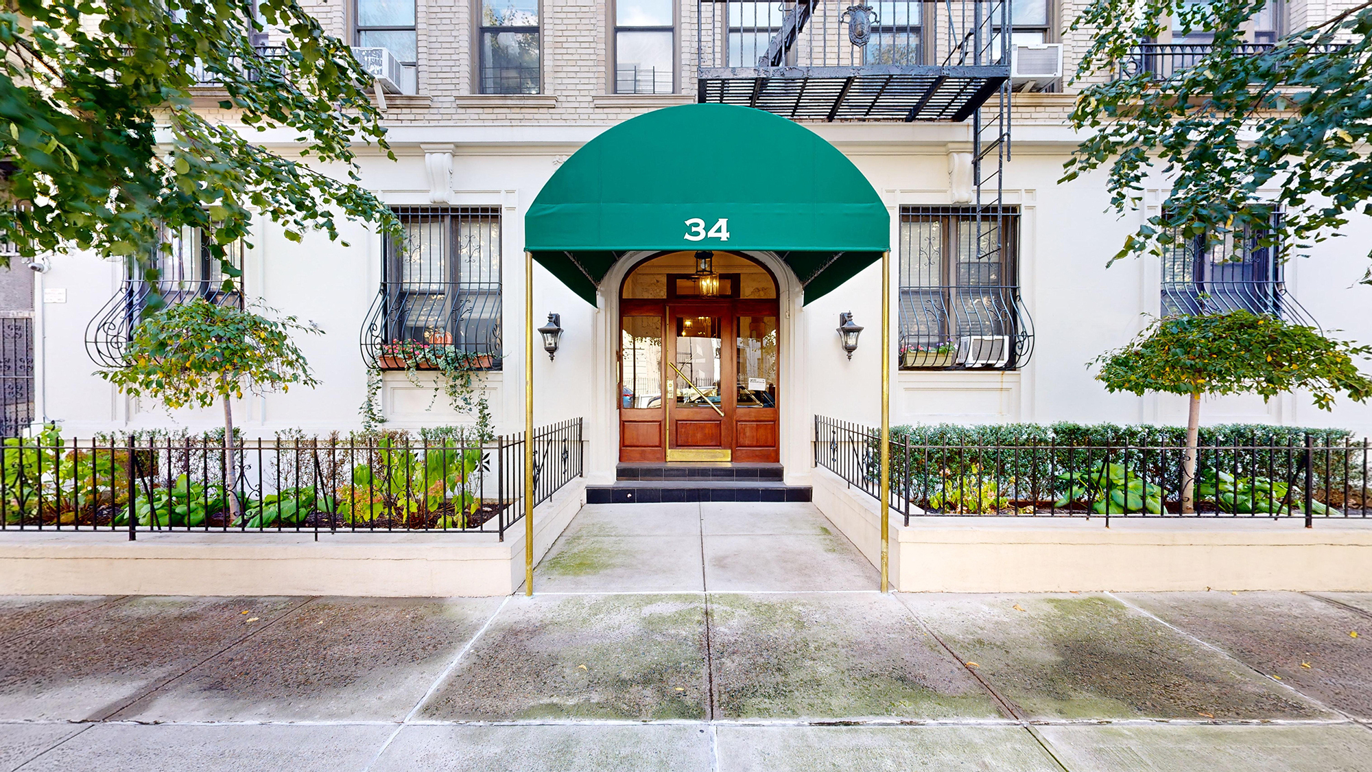 Property Photo: 34 Butler Pl Apt 18 NY 11238