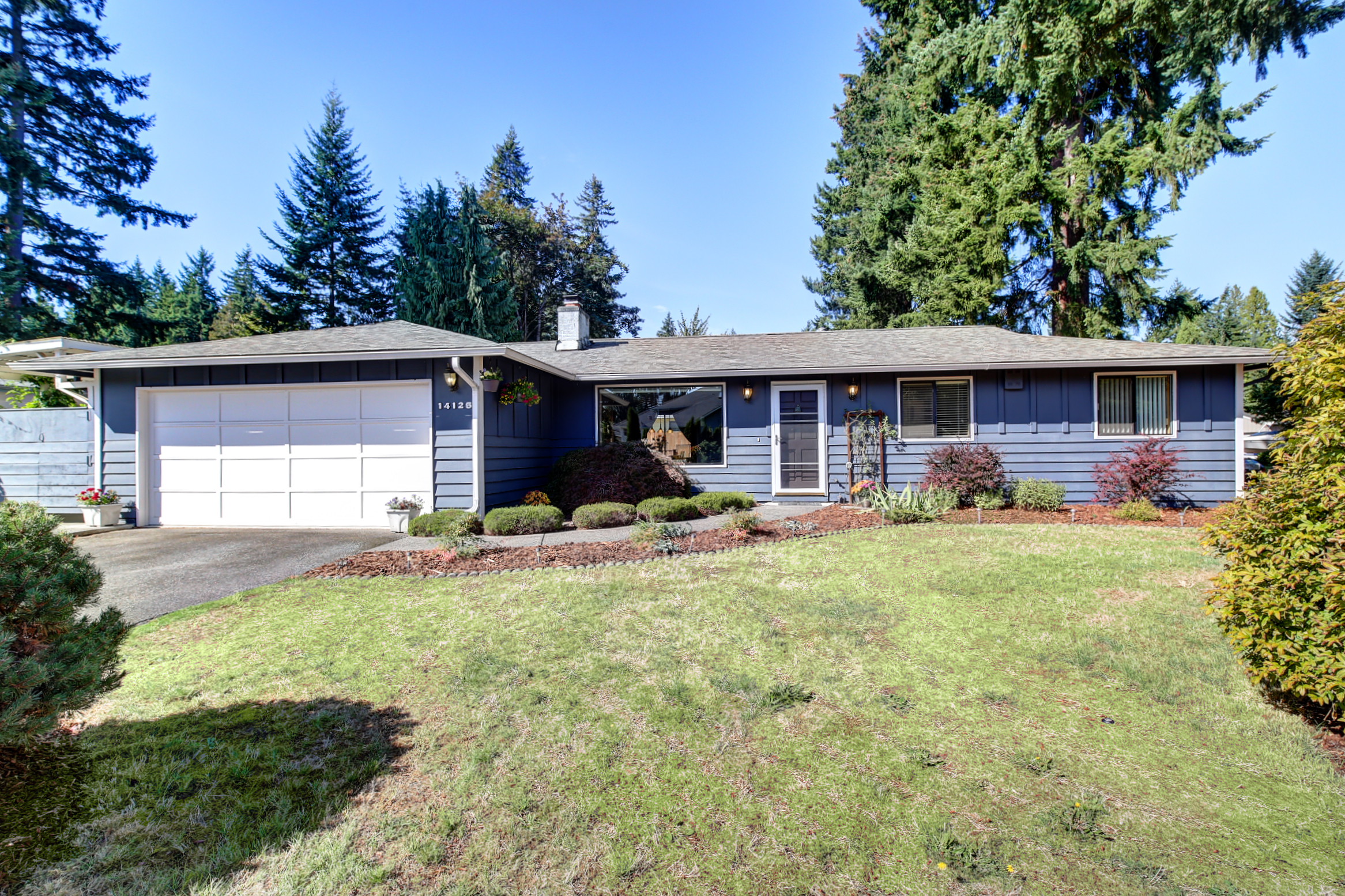 Property Photo:  14125 108th Ave NE  WA 98034 