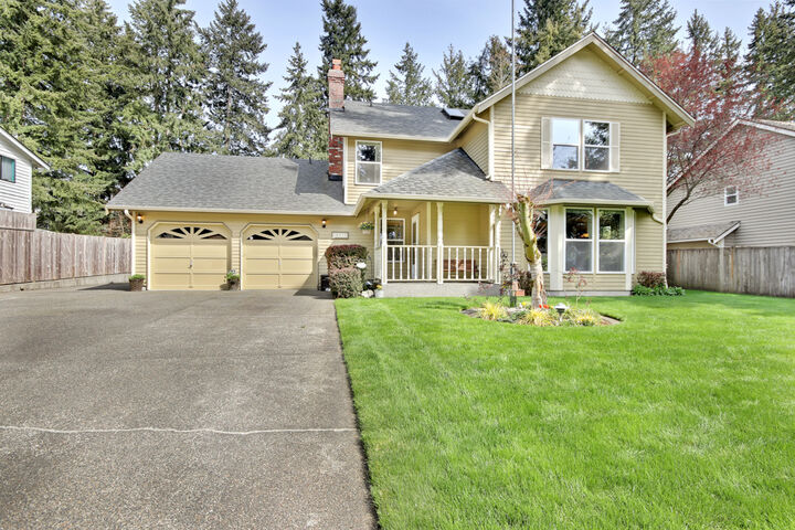 Property Photo: 14215 76th Ave E WA 98373