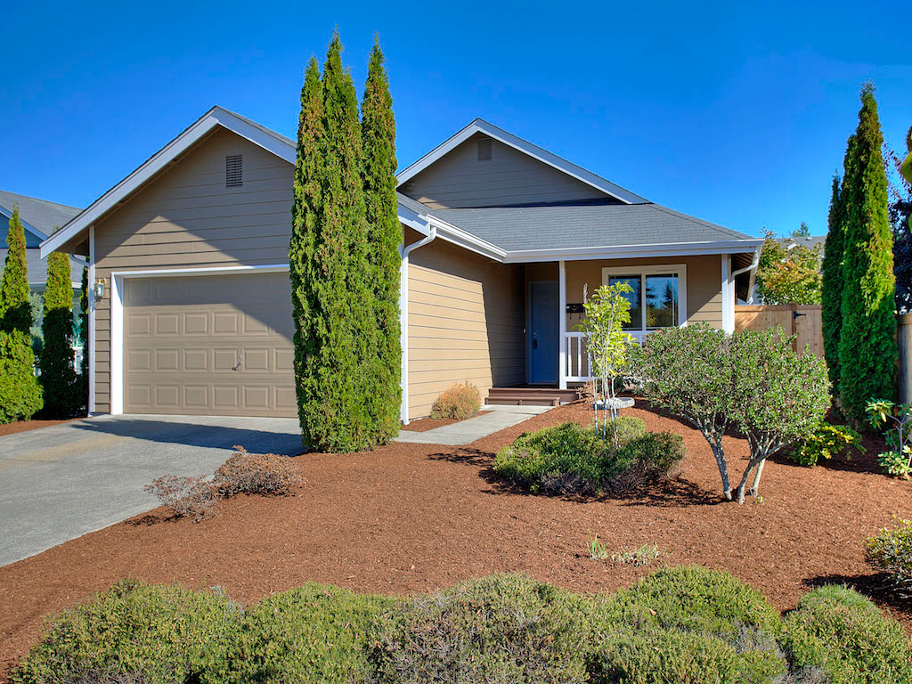 Property Photo:  1211 S Bennett St  WA 98465 