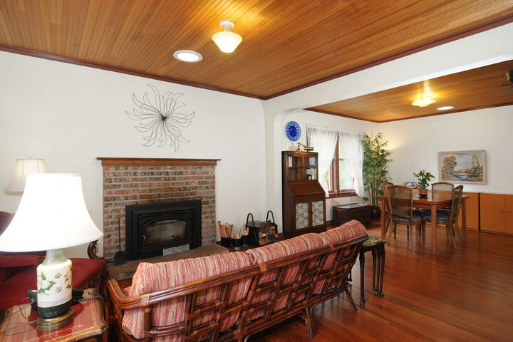 Property Photo: Living & dining room 11227 132nd Ave NE  WA 98033 