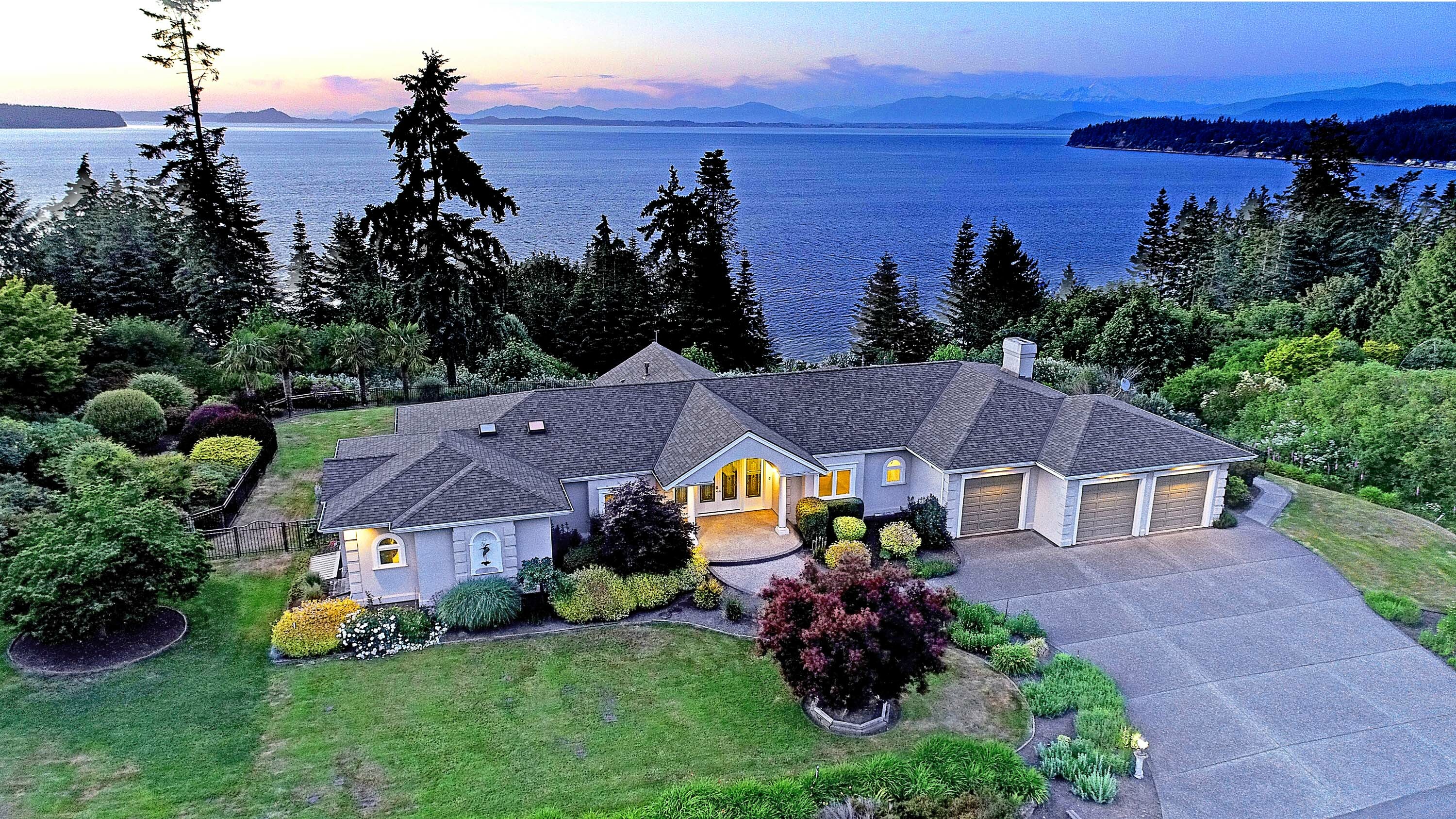 1070  Marshall Drive  Camano Island WA 98282 photo