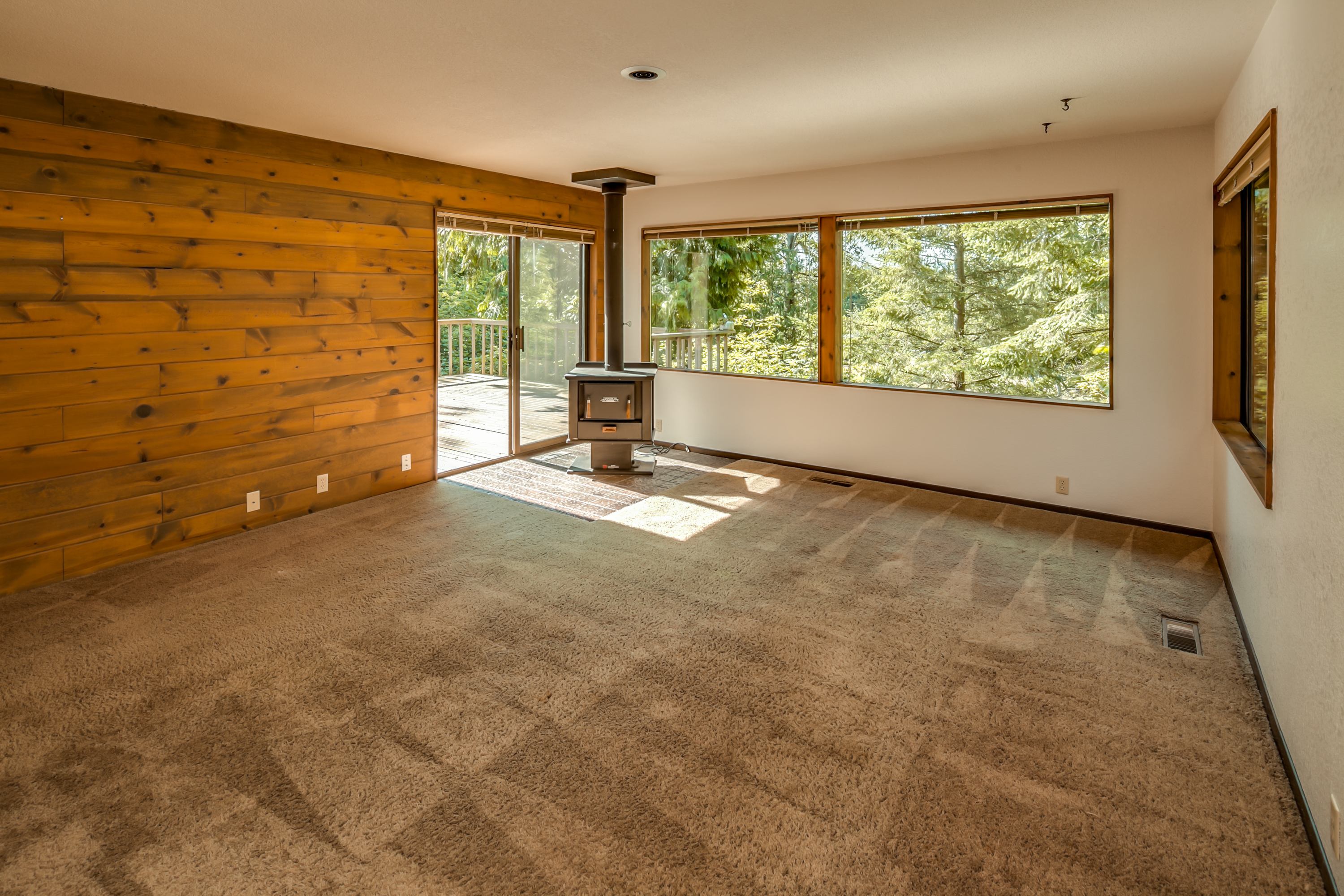 Property Photo: Living room 1450 Telegraph Rd  WA 98226 