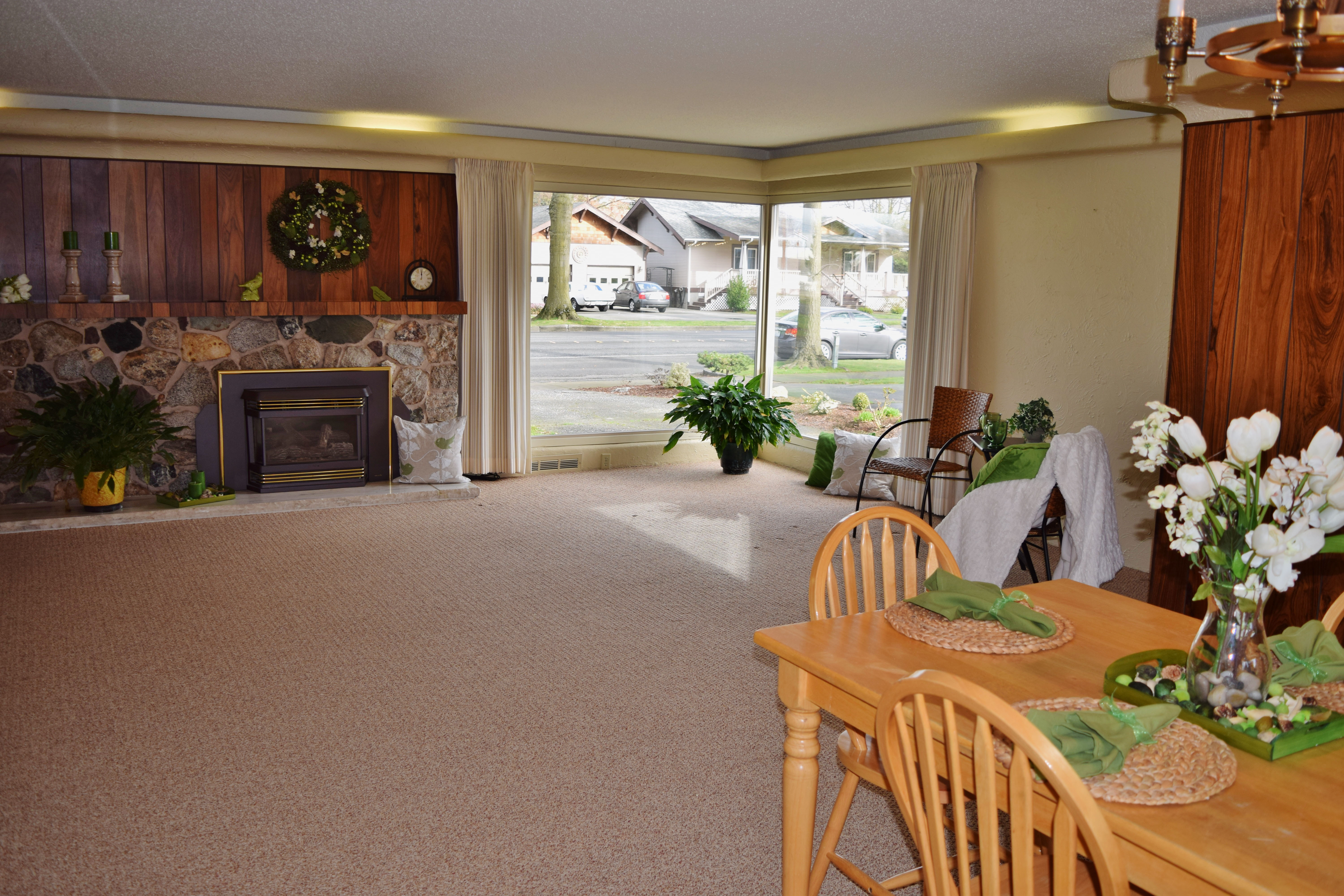 Property Photo: Living & dining rooms 1413 Front St WA 98264