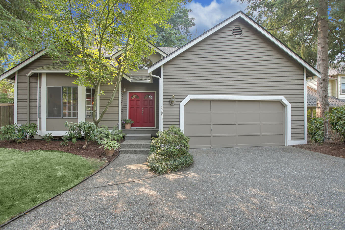 23943 SE 42nd Place  Sammamish WA 98029 photo