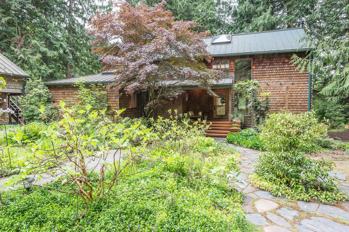15639 115th Ave SW  Vashon WA 98070 photo