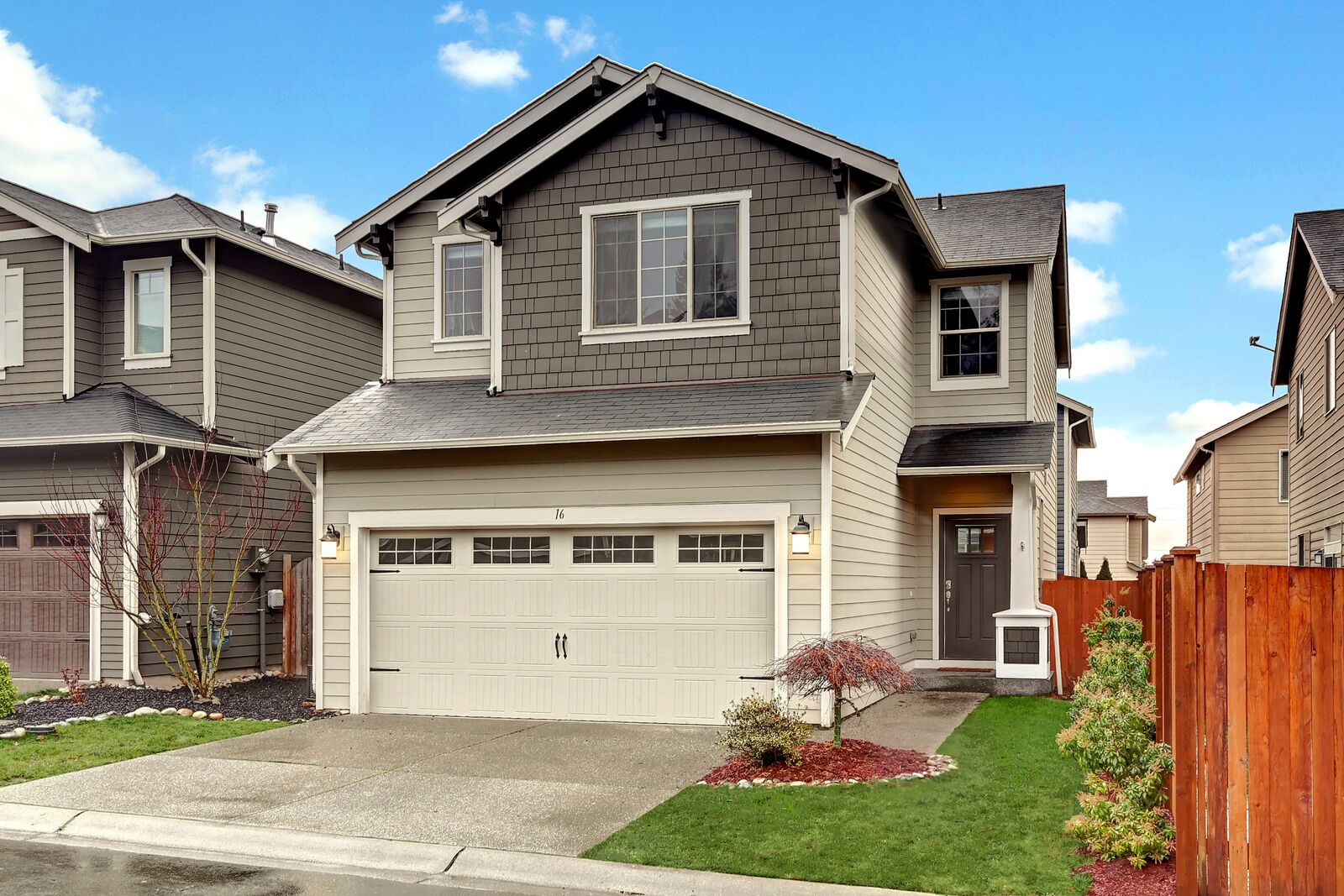 Property Photo: 16 92nd Dr SE WA 98258