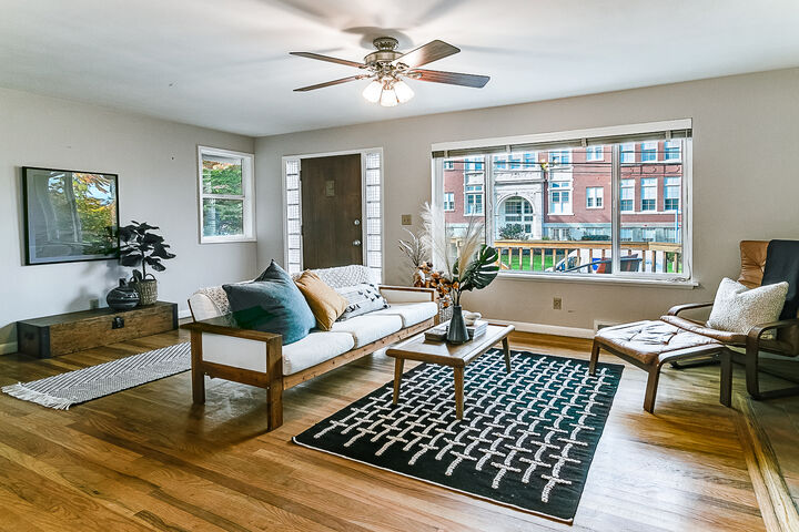 Property Photo: 9708 60th Ave S 9708 60th Ave S WA 98118