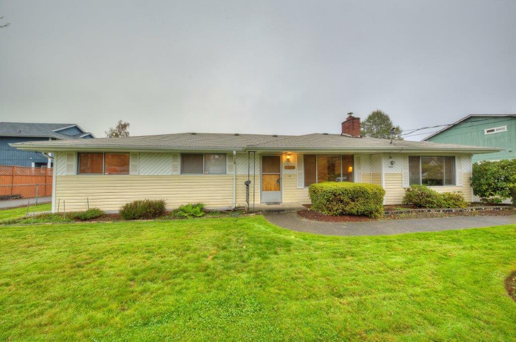 Property Photo:  9233 Fawcett Ave  WA 98444 