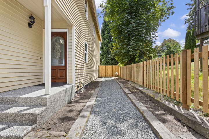 Property Photo: 278 Lind Ave NW 278  Lind Avenue NW  WA 98057 