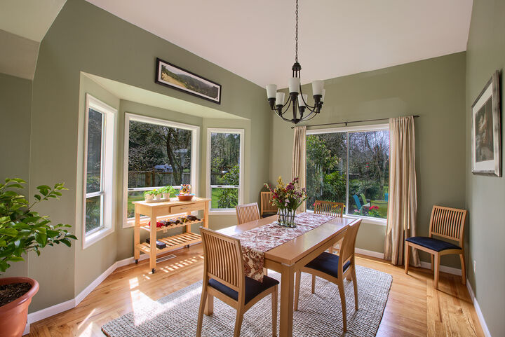 Property Photo: 5633 196th Ave NE WA 98053