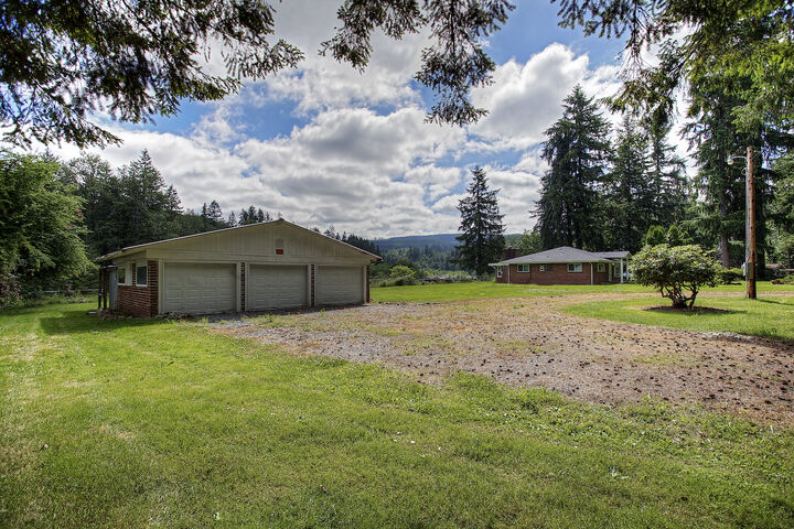 Property Photo:  28311 Orville Rd E  WA 98360 