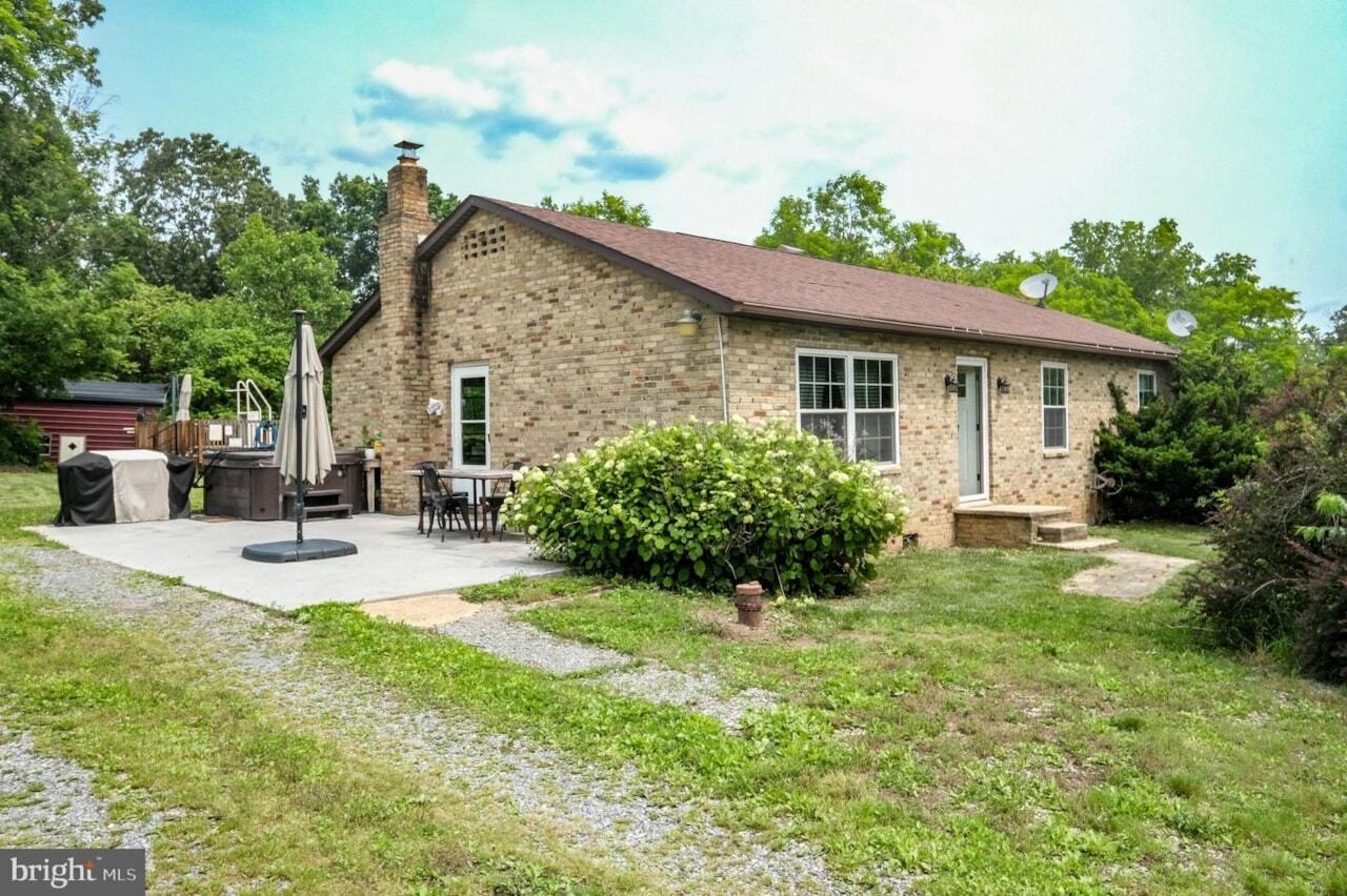 140 Duck Run Lane  Star Tannery VA 22654 photo