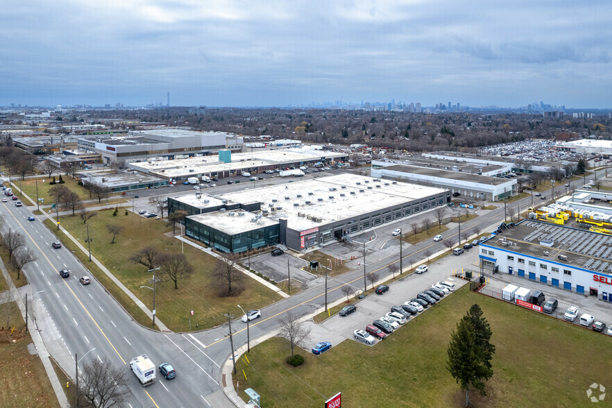 Property Photo:  1550 Birchmount Road 120 ON M1P 2H1 