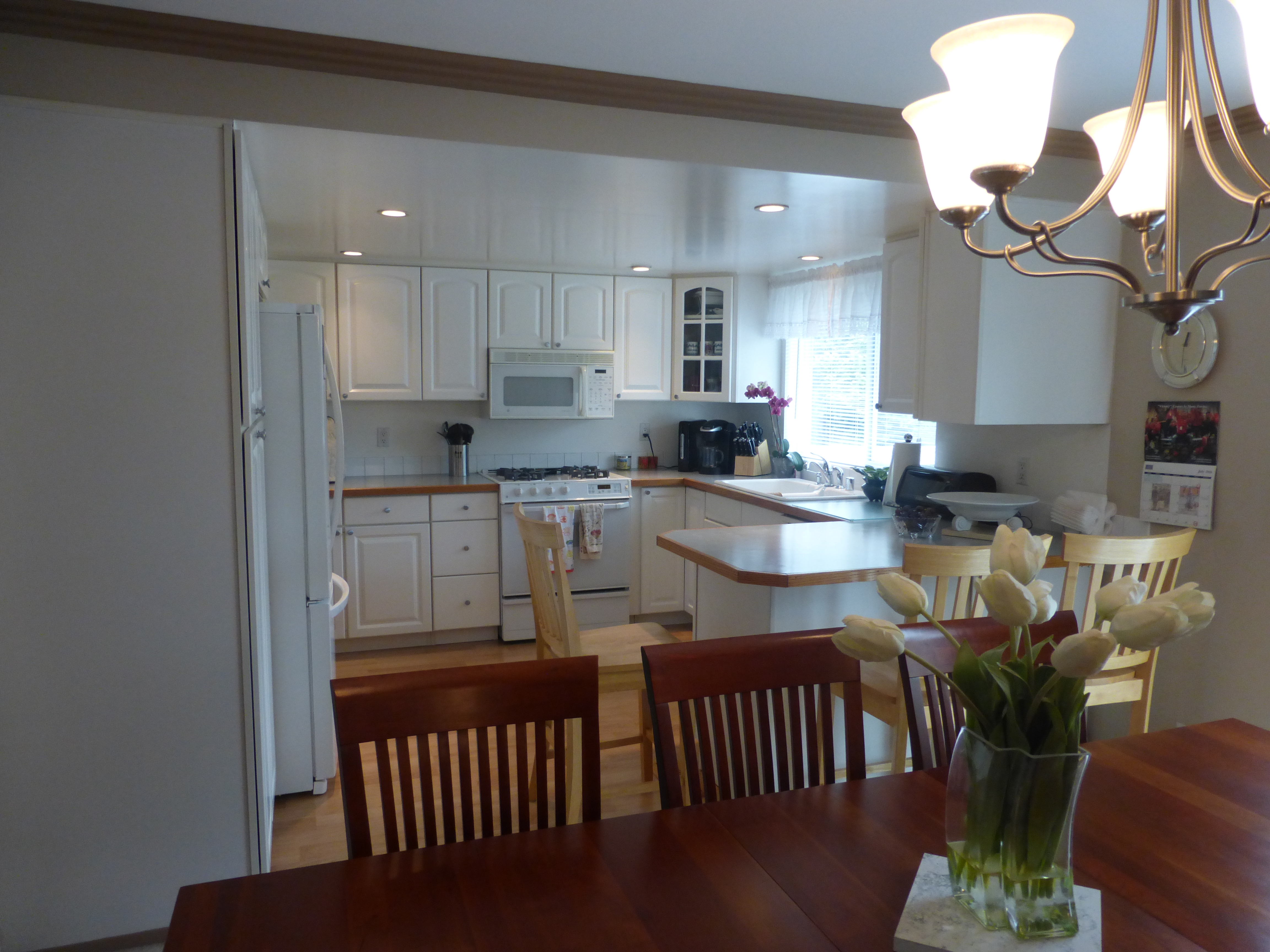 Property Photo: Kitchen/living room 4814 152nd St SW  WA 98026 