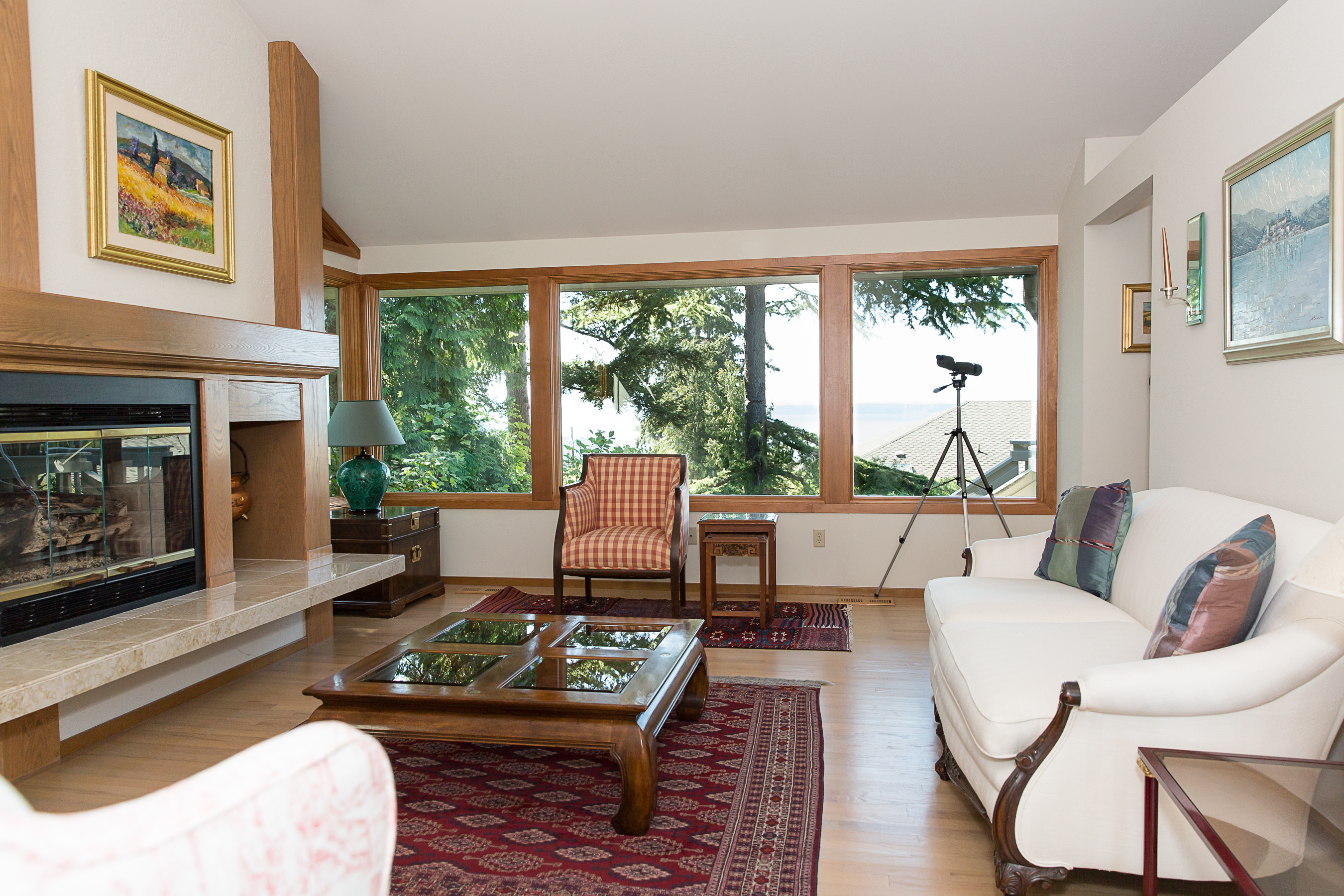 Property Photo: Living room/dining room 17110 72nd Place W  WA 98026 