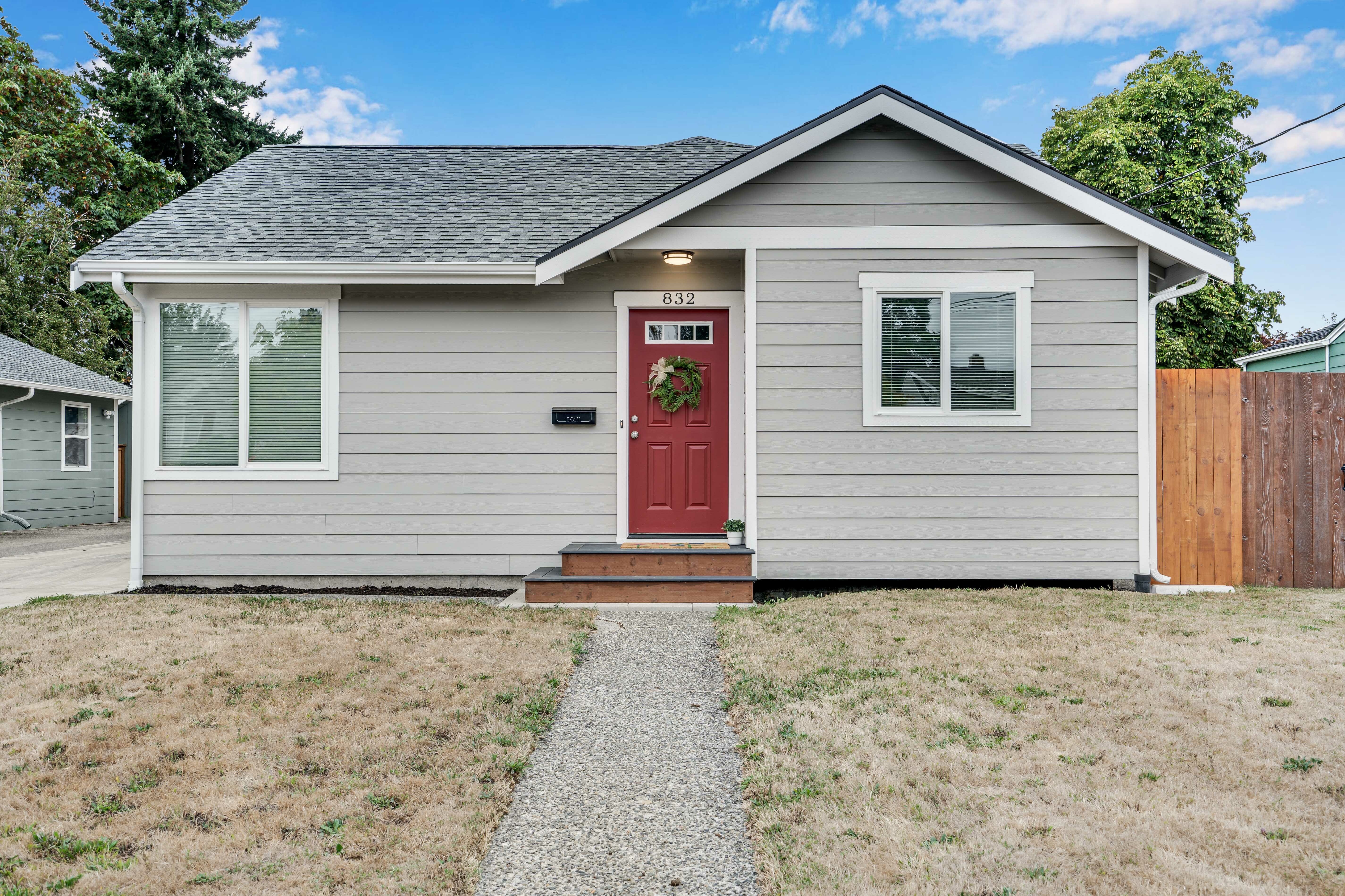 Property Photo: 832 S Oxford St WA 98465