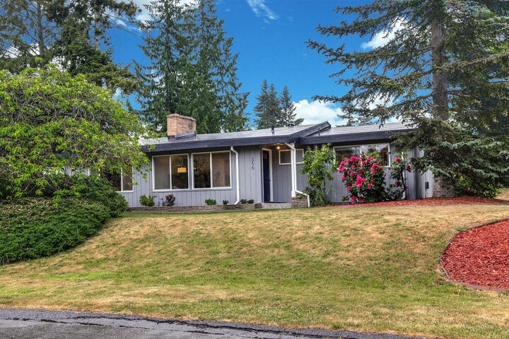 356 NW 202nd St  Shoreline WA 98177 photo