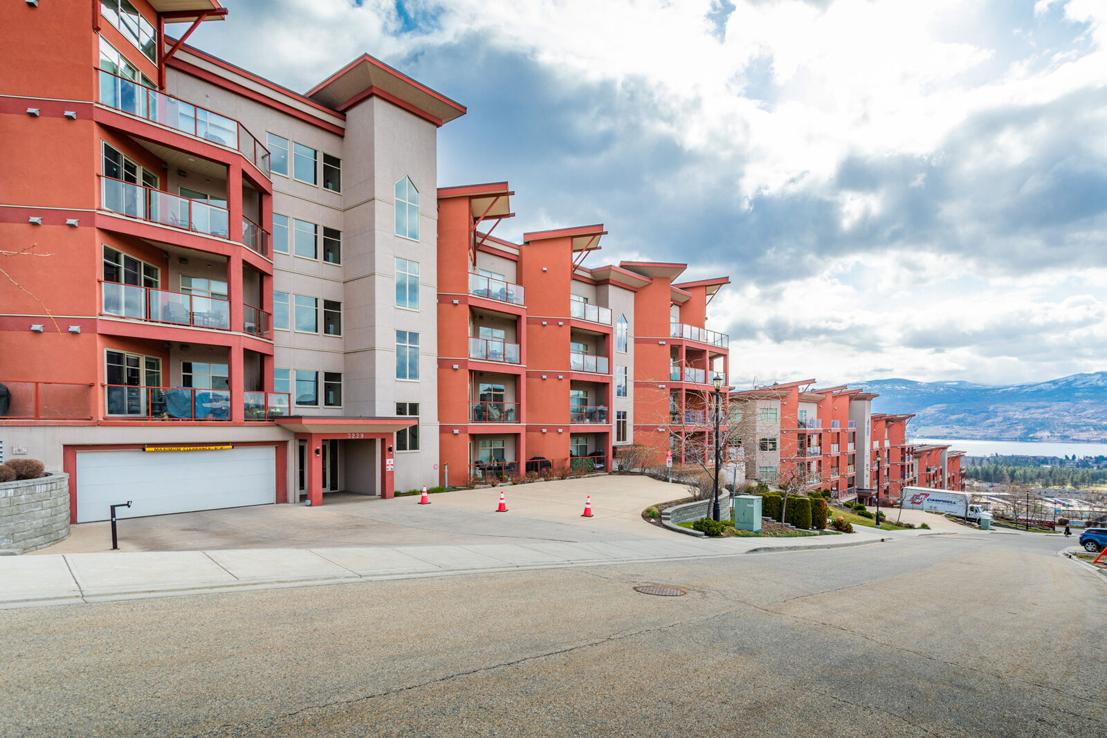 Property Photo: 3211 Skyview Lane 509 BC V4T 3J3