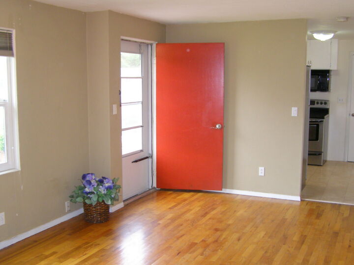 Property Photo: Interiors 557 SE Glencoe St WA 98277