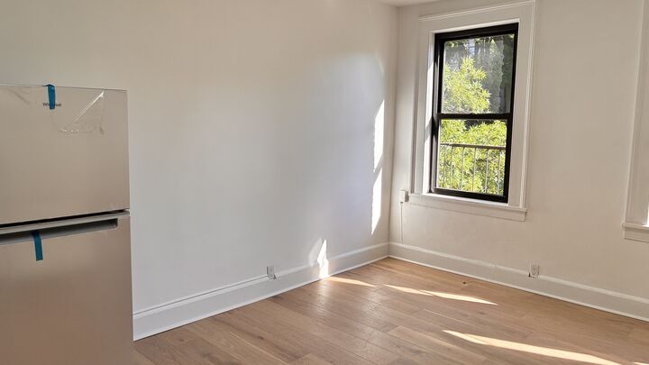 Property Photo:  188 W 9th Street, 2F NY  11231 