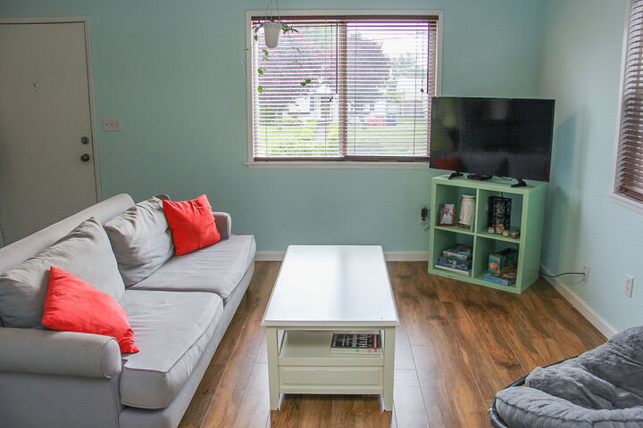Property Photo:  4624 E B St  WA 98404 