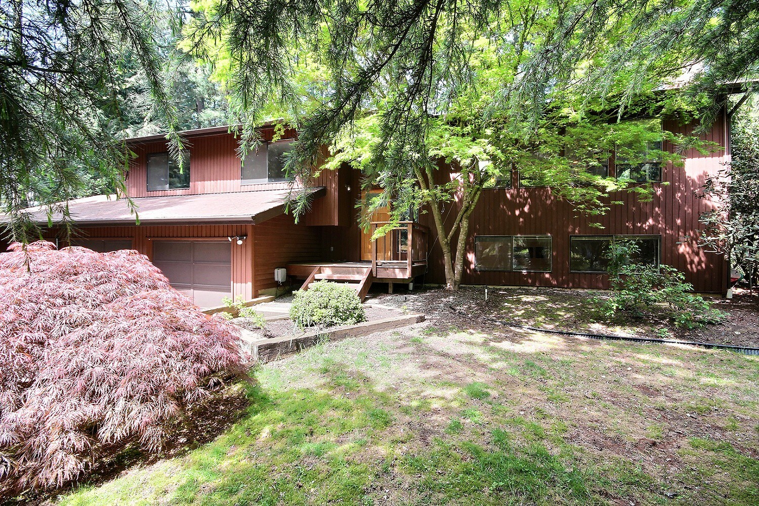 Property Photo:  18520 Butternut Rd  WA 98037 