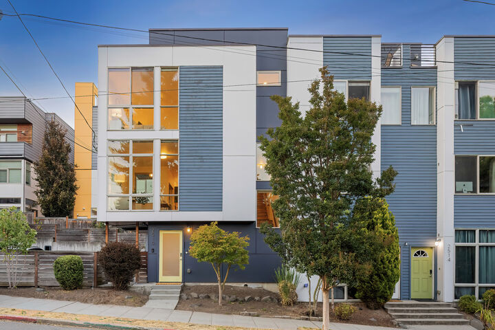 2510 S Dearborn Street  Seattle WA 98144 photo