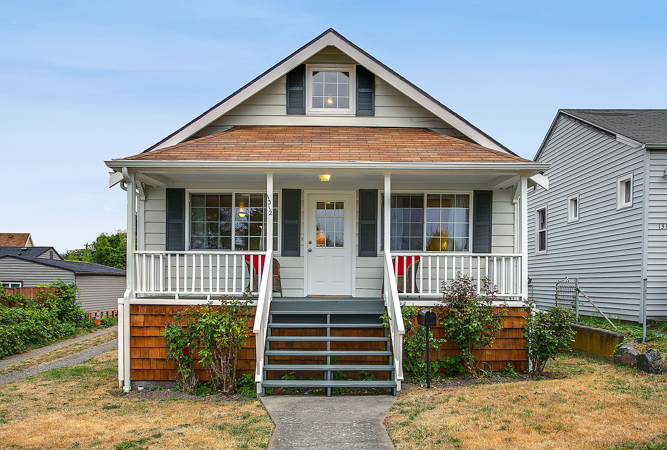 Property Photo:  1312 S Hudson St  WA 98108 