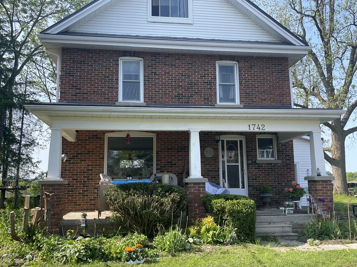 Property Photo: 1742 Lane Street ON L1Y 1B6