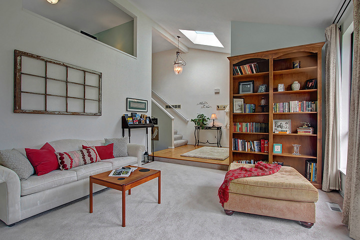 Property Photo: Light-filled living room 15427 SE 167th Place  WA 98058 