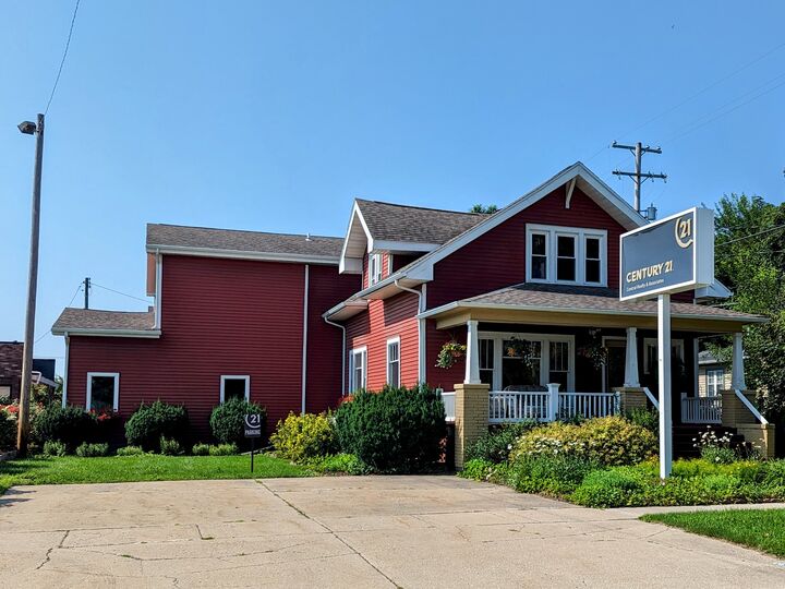 Signature Realty,Mount Pleasant,Signature Realty