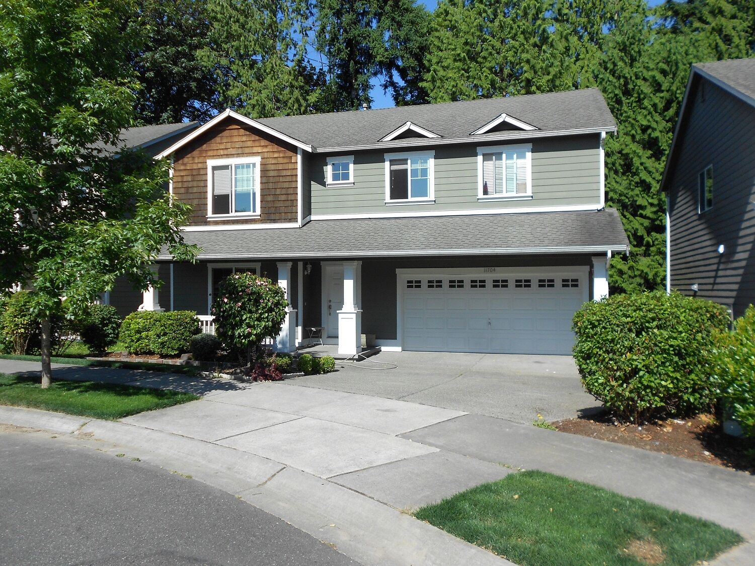 Property Photo: 11704 57 Ave SE WA 98296