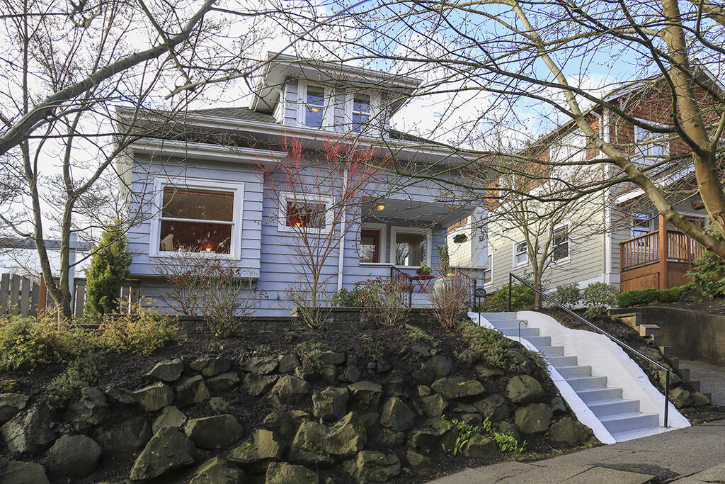 Property Photo: 7525 1st Ave NE WA 98115