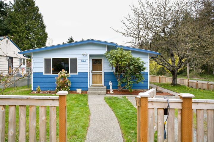 1924 N 195th St  Shoreline WA 98133 photo